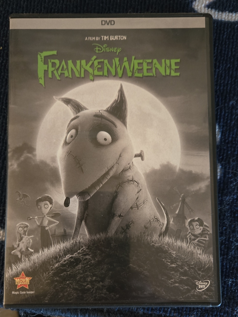 ALL DVDS $3 WITH BUNDLE🤑Disney Frankenweenie DVD